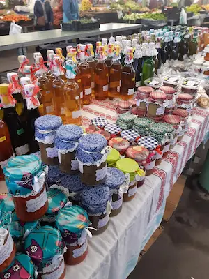 NapkertKincsei Piaci asztal fotó